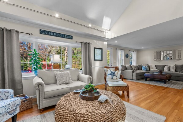 スマートテレビ、テーブルサッカー台