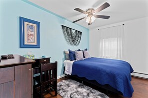 4 Schlafzimmer, Bügeleisen/Bügelbrett, Reisekinderbett, WLAN