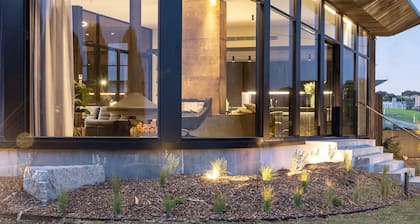 Cliff Top Beach House