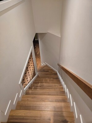 Interior - Kensington Area 10 Mins To Downtown! Clean and friendly! Temporary stays! (Calgary)