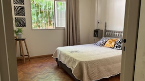 4 bedrooms, WiFi, bed sheets
