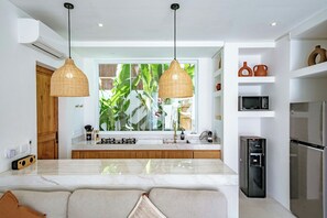 Villa, 1 chambre, patio, vue piscine | Cuisine privée