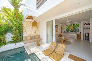 Sun deck