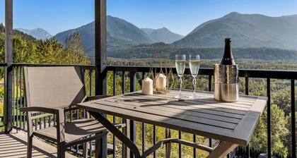 â€ïžïž180° Stunning View - Firepit | BBQ | Trails & Games | 1G WiFi | Pet-Friendly!