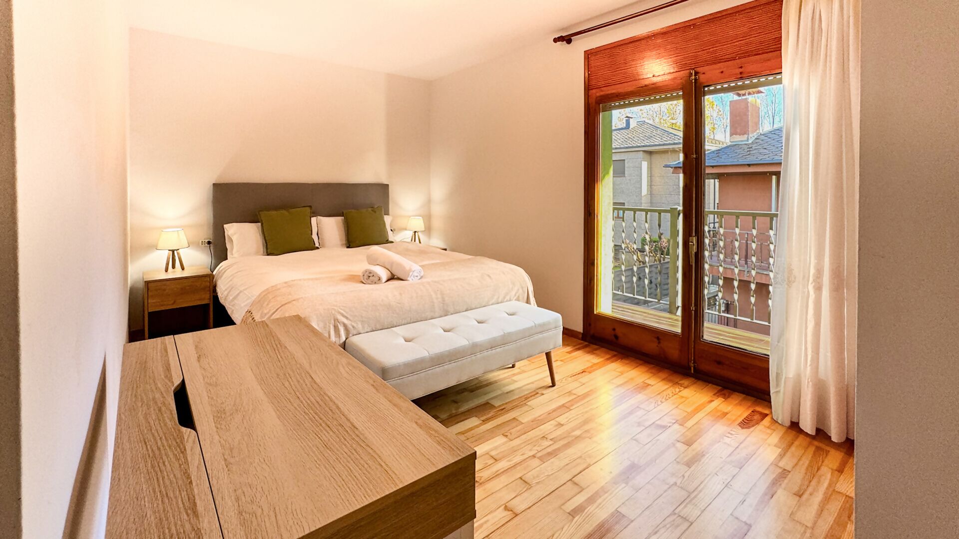 3 chambres, bureau, fer et planche à repasser, Wi-Fi gratuit