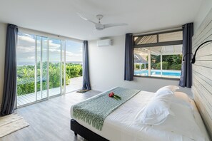 6 chambres, fer et planche à repasser, Wi-Fi, draps fournis