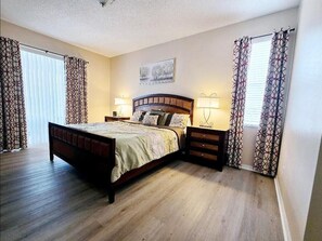 4 Schlafzimmer, Bügeleisen/Bügelbrett, WLAN, Bettwäsche