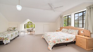 3 chambres, fer et planche à repasser, Wi-Fi, literie fournie