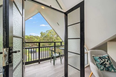 Lake House 3BRM  Currimundi Lake Retreat