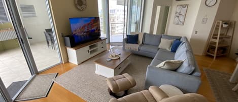 TV