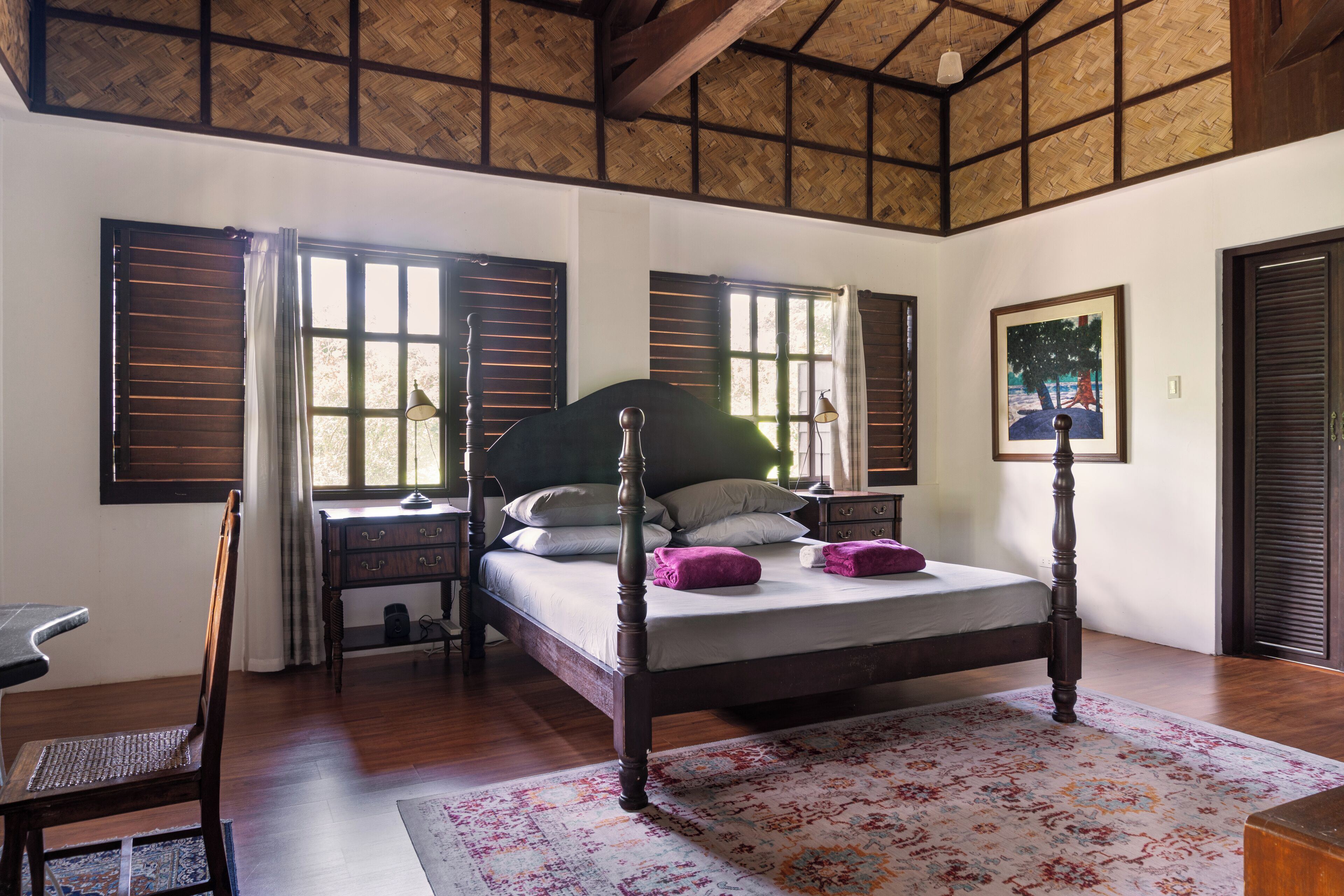 4 bedrooms, WiFi, bed sheets