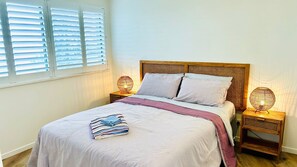 2 bedrooms, iron/ironing board, WiFi, bed sheets