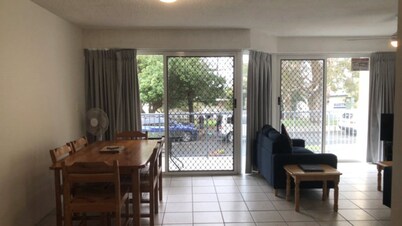 Windourne 8 Golden Beach Escape