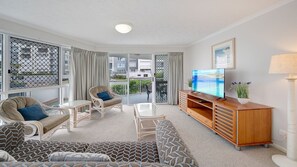 TV, DVD player