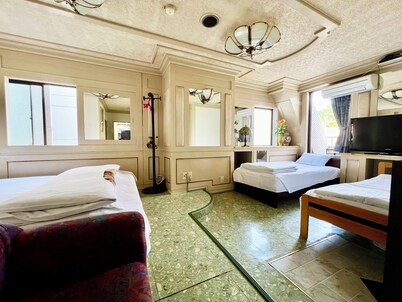 Hotel 21