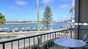 Property grounds - Tingira Sea 2 Steps To Bulcock Beach & Shops (Caloundra)