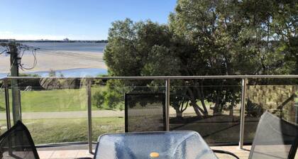 Sorrento Unit 5 Golden Beach