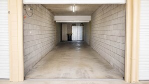 Unclassified image, 3 of 15, button - Gazeaway 18 Oceanfront Kings Beach With Balcony (Kings Beach)