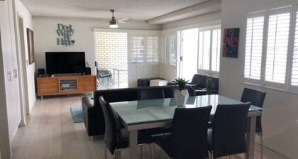 Spinnaker Seas Walk To Kings Beach | Ocean Views | Pool
