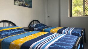 2 bedrooms, bed sheets