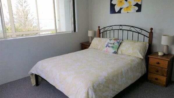 2 bedrooms, bed sheets