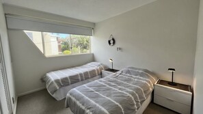 2 bedrooms, iron/ironing board, WiFi, bed sheets