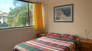 2 soverom, strykejern/-brett, wi-fi og sengetøy