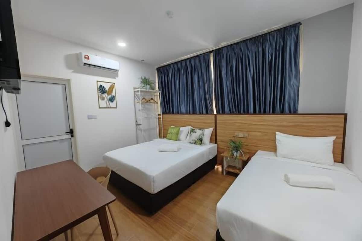 Desk, iron/ironing board, free WiFi