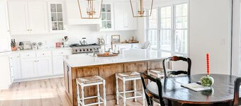 Charming 4-bedroom house close to Indiana University campus