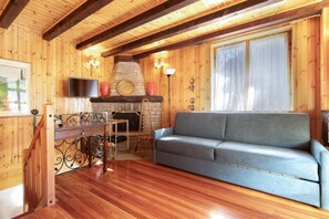 Televisión, mesa de ping pong