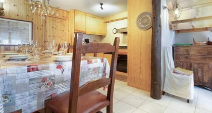 5' Bus to the Ski Slopes, Panoramic Chalet