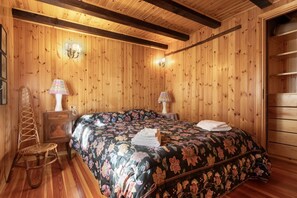 4 Schlafzimmer, Bügeleisen/Bügelbrett, WLAN, Bettwäsche