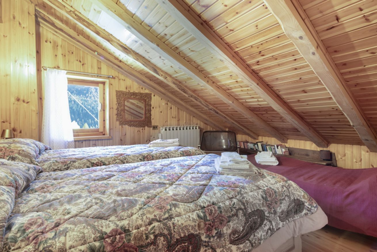 4 chambres, fer et planche à repasser, Wi-Fi, draps fournis