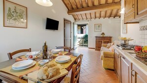 Dining - Chianti Olmo&Pini Shared Pool, Castelfiorentino, Italy (Castelfiorentino)