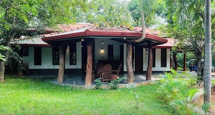 Kingfisher Resort & Retreat Sigiriya