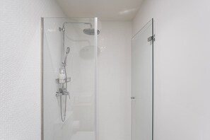 Shower, hair dryer, towels - GuestReady - A lovely retreat in Porto (Boavista)