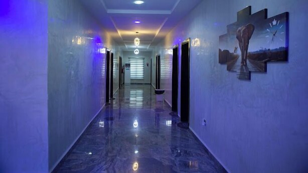 Lobby - Peridot Hotel and Suites (Lagos)
