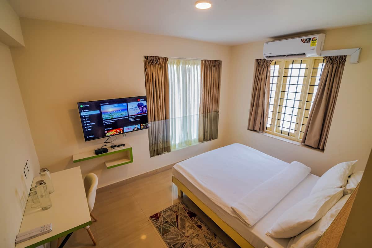 Premium Room | Desk, free WiFi