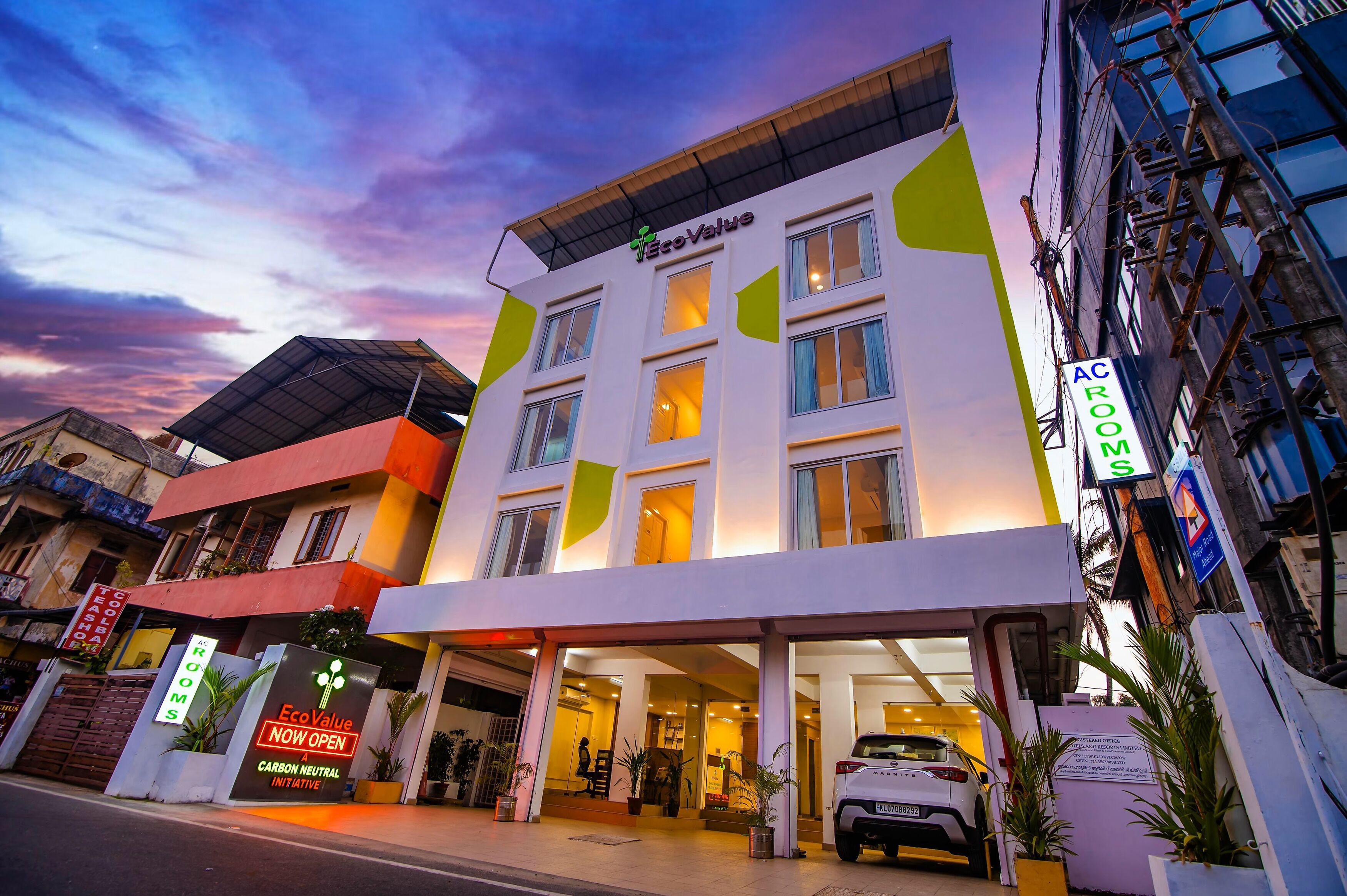 Mặt tiền nơi lưu trú