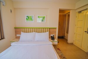Habitación Premium | Escritorio y wifi gratis