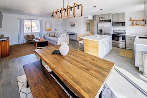 Interior - Luxcation Lake Havasu Stay (Lake Havasu City)