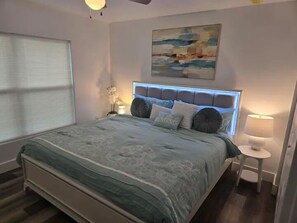 4 soverom, skrivebord, strykejern/-brett og wi-fi