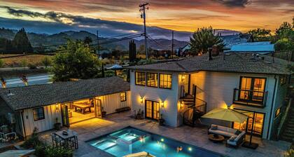 Escape to Dry Creek Valley in Healdsburg in a Beautifully Renovated Farm House