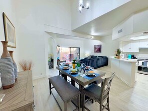 Dining - Ironwood CC Getaway w/2 Decks, Open Feb 2026 (Palm Desert)