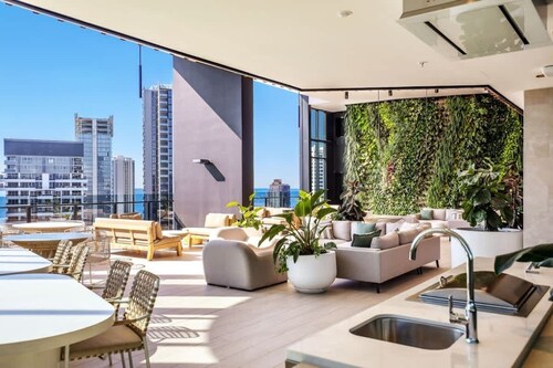 Partial Spectacular Ocean View NEW 2BR  *Pool/Gym*