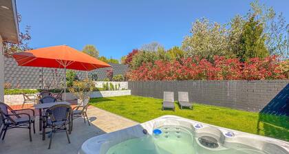 Well-equipped house with garden near Valkenburg