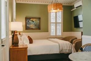 1 chambre, fer et planche à repasser, Wi-Fi, draps fournis