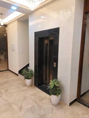 Interior - Hotel Innvite (Agra)