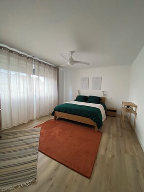 2 Schlafzimmer, Bügeleisen/Bügelbrett, Reisekinderbett, kostenloses WLAN
