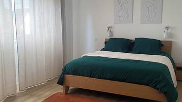 2 bedrooms, iron/ironing board, travel crib, free WiFi